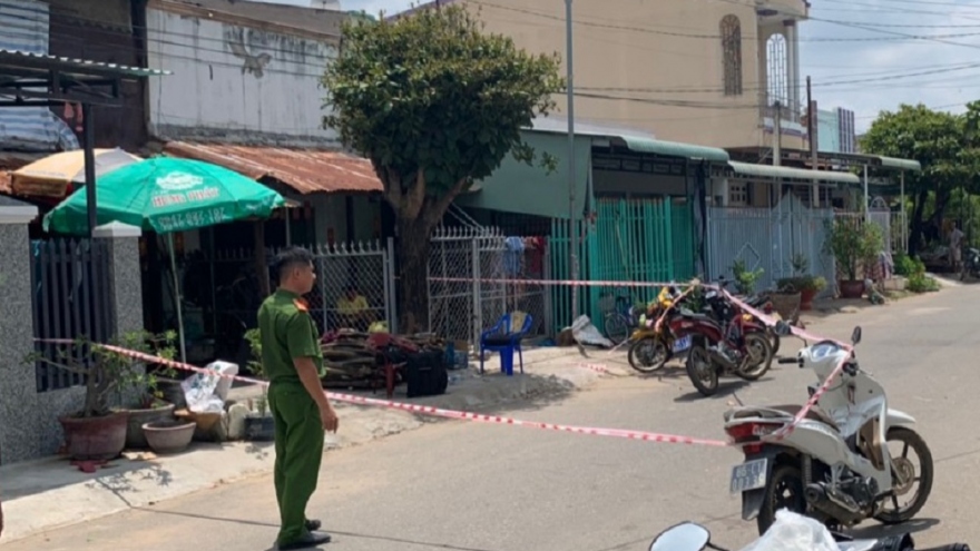 Bắt tạm giam nghi can giết cha ruột ở Bình Thuận